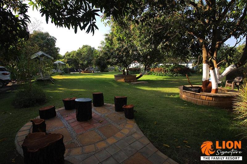 Lion Signature Family Resort Sasan Gir Exterior photo
